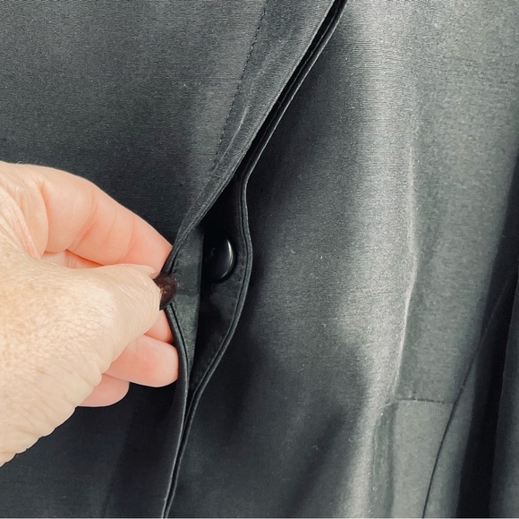 Papell Black 100% Silk Button Hidden Placard Button Detail Sleeve Top Shirt - Picture 4 of 9